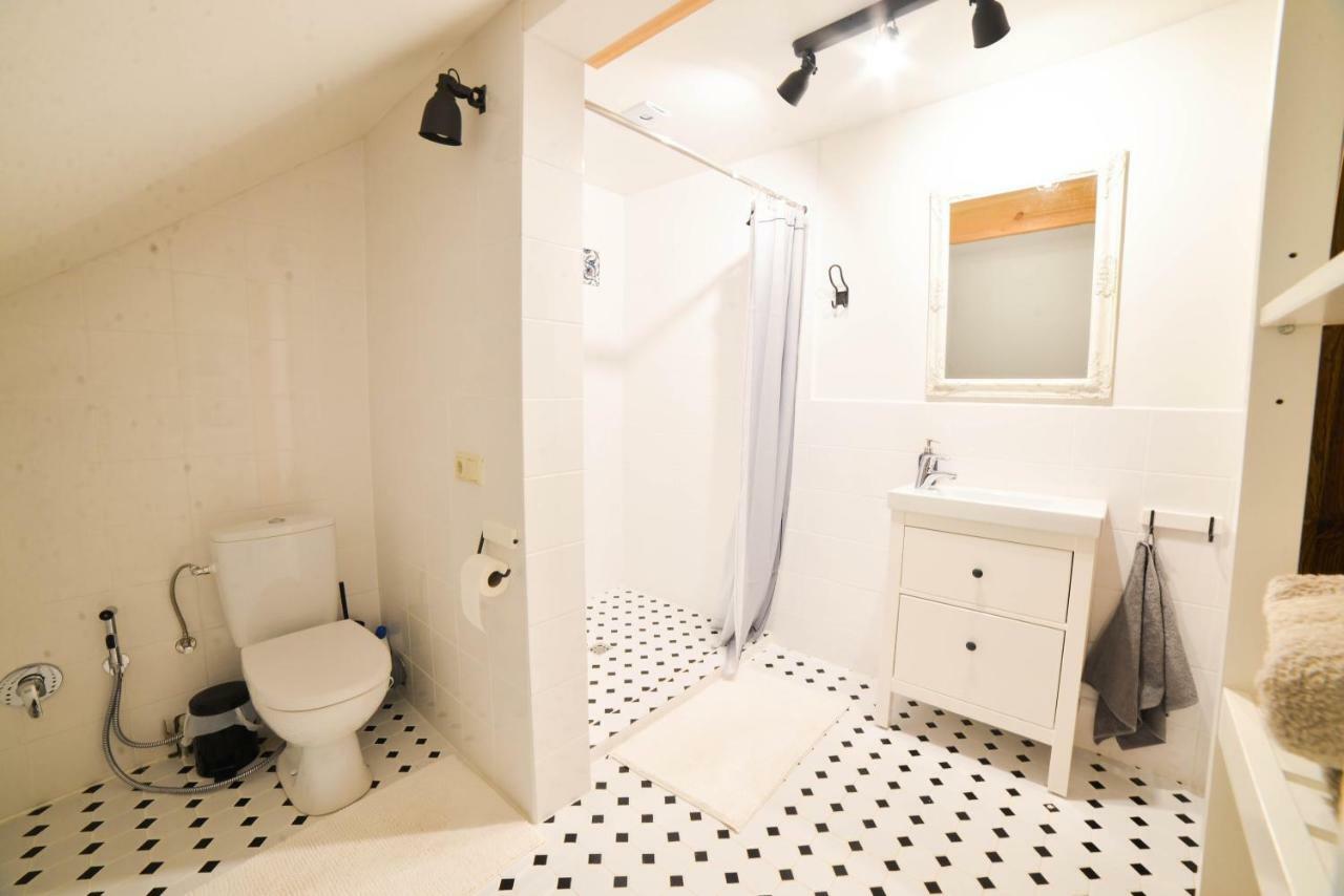 Apartamento Bear Manor Lacu Muizina Pāle Exterior foto